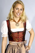 Lange Dirndl und traditionelle Trachtenmode