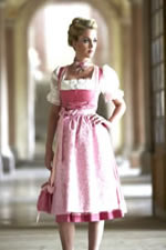 Schatzi-Dirndl ~ Schürzen im gleichen Farbton