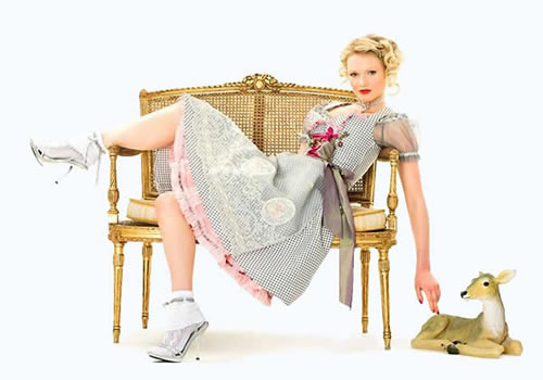 Trachtig und frech ~ Trends bei Dirndl, Lederhosen und Trachten ~ Lola Paltinger
